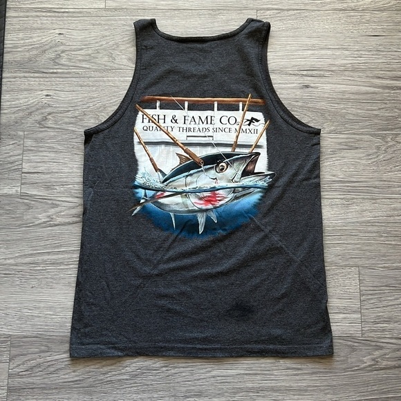 Fish & Fame Co Gray Tank Size L - Picture 4 of 6